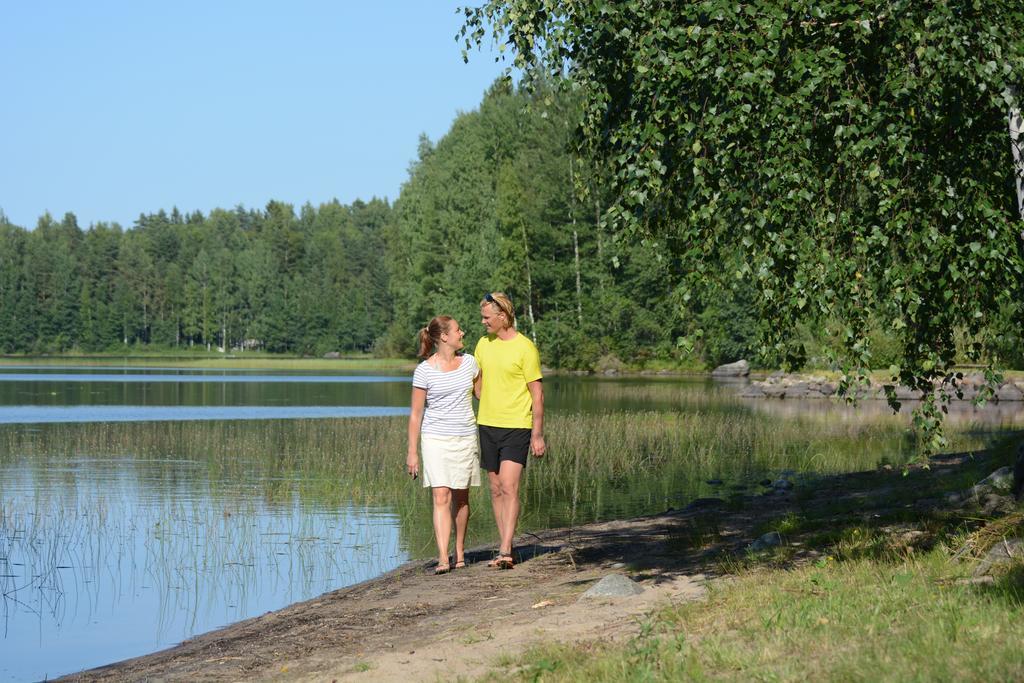 Revontuli Resort Rooms Hankasalmi Bagian luar foto