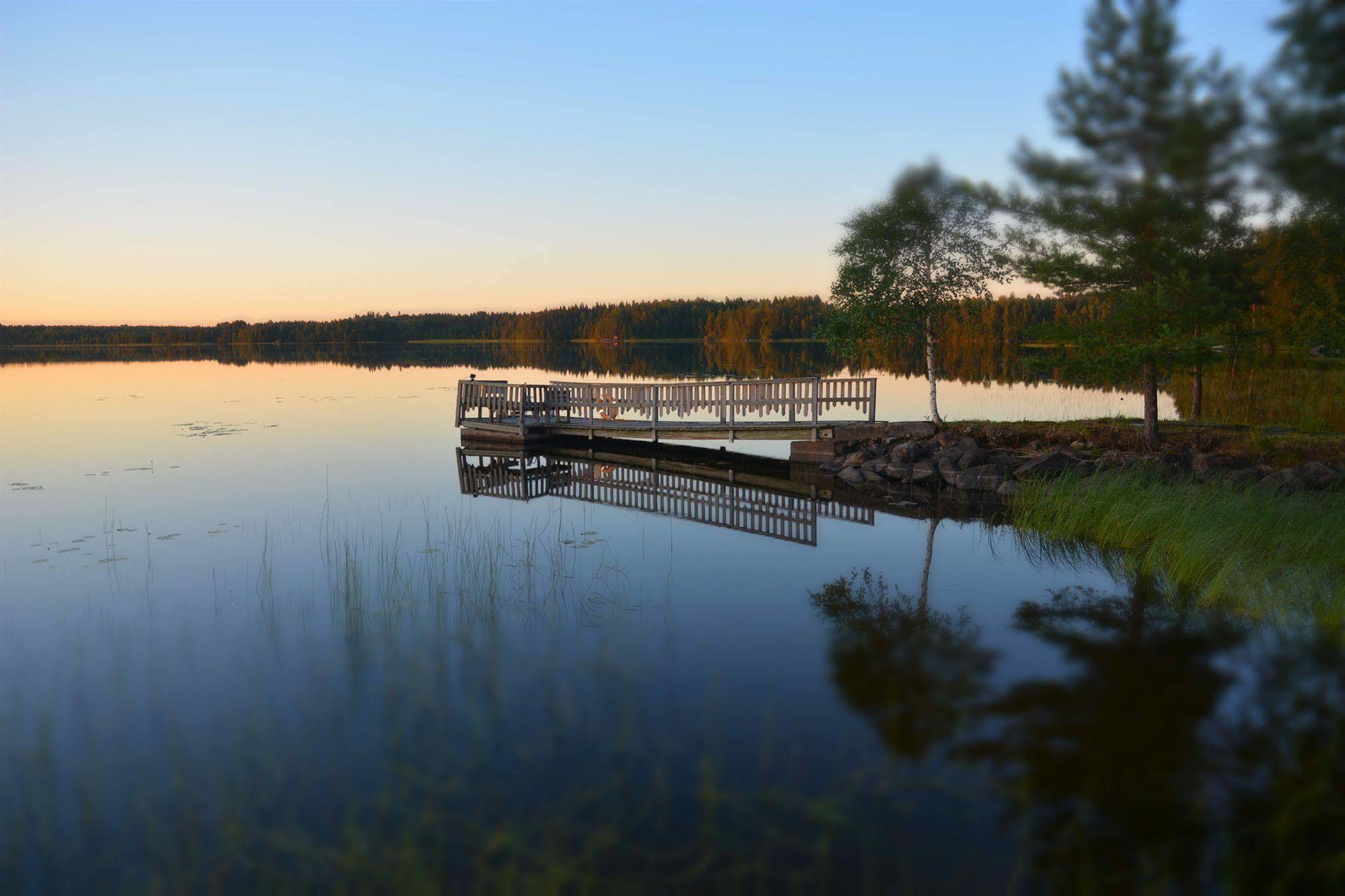 Revontuli Resort Rooms Hankasalmi Bagian luar foto